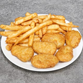 6 pc Chicken Nuggets with Fries and Can Soda