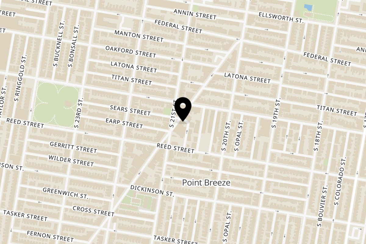 Map showing the location of Royal Chicken And Grill on 1317 Point Breeze Ave in Philadelphia
